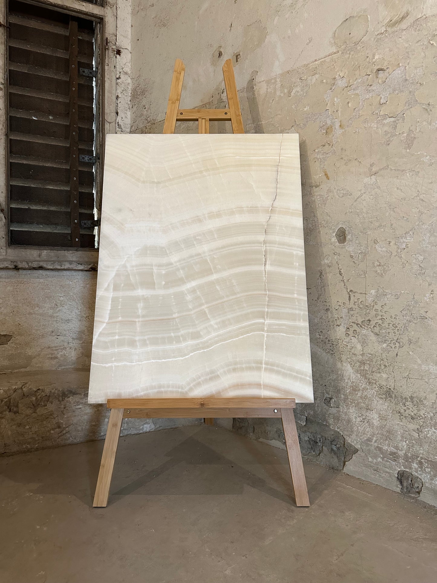 gespiegelte Wandplatten aus Onyx